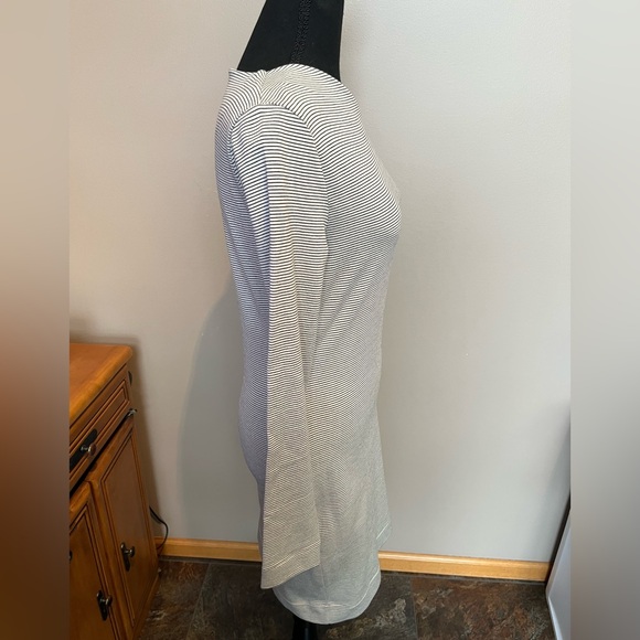 New Kate Spade Saturday contemporary striped mini bodycon dress. Size small. - Picture 2 of 13